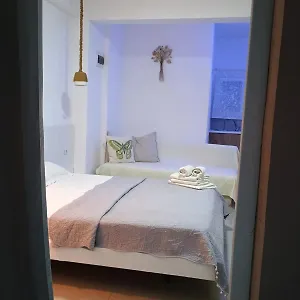 https://afytos-dream-suites.hotelschalkidiki.net